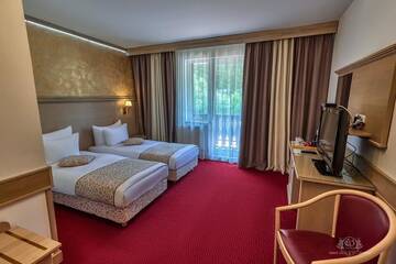 Фотографии Отель Hotel Lacu Rosu г. Лаку-Рошу (Румыния) №2 Фото Отель Hotel Lacu Rosu г. Лаку-Рошу 2