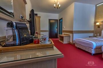 Фотографии Отель Hotel Lacu Rosu г. Лаку-Рошу (Румыния) №3 Фото Отель Hotel Lacu Rosu г. Лаку-Рошу 3